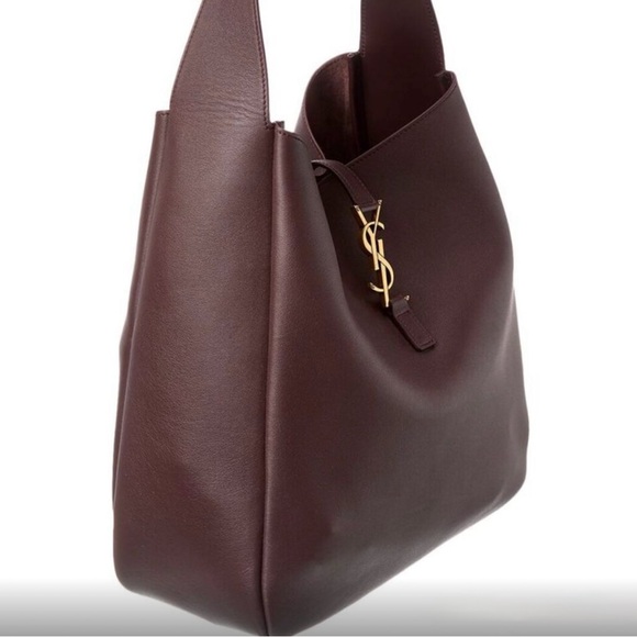 SAINT LAURENT Large Le 5 A 7 Soft Hobo in
Raisin - Picture 2 of 12